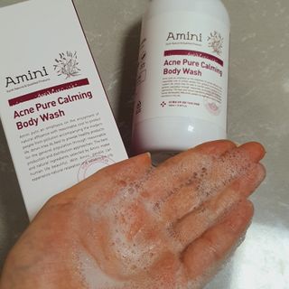 아미니 아크네 퓨어카밍 바디워시 500ml — 5점을 준 리뷰어가 2021년 6월 올린 사용 사진
