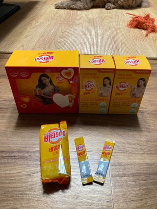 광동생활건강 [제니에디션] 비타500데일리스틱 gift set 60포+제니굿즈 3종+쇼핑백 — 5점을 준 리뷰어가 2021년 11월 올린 사용 사진