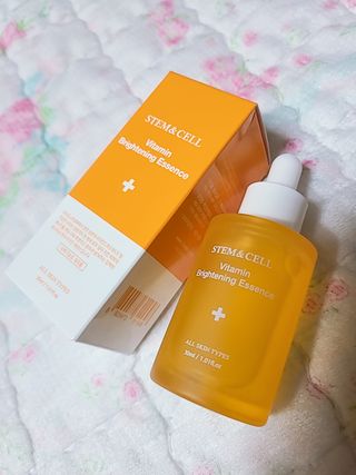 체르엠 스템앤셀 비타민 브라이트닝 에센스 30ml 1개 — 5점을 준 리뷰어가 2021년 7월 올린 사용 사진