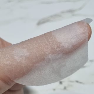 리더스코스메틱 리더스 카밍 바이오틱스 퀵 수딩 패드 — 5점을 준 리뷰어가 2022년 5월 올린 사용 사진