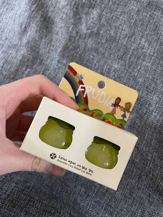 [후르디아] 유아부터 어른까지, 안심 아보카도 립밤 듀오 세트 — 5점을 준 리뷰어가 2024년 1월 올린 사용 사진