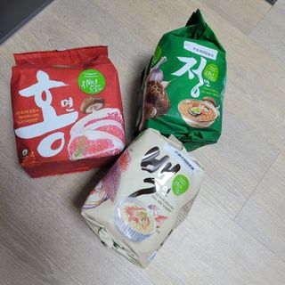 [풀무원] 자연은맛있다 정면, 백면, 홍면  세트 — 5점을 준 리뷰어가 2021년 4월 올린 사용 사진