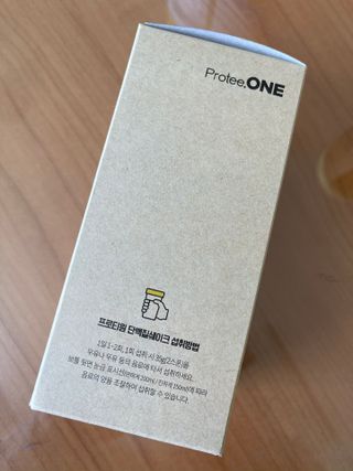 프로티원 단백질쉐이크 녹차맛 2주분 1통+보틀 — 5점을 준 리뷰어가 2021년 4월 올린 사용 사진