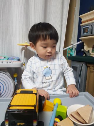 유비맘 궁디팡팡 내의/내복 상하세트 — 5점을 준 리뷰어가 2021년 3월 올린 사용 사진