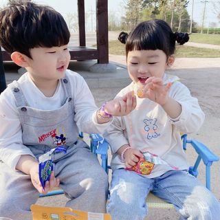 브이푸드 야쿠르트 구미젤리 — 5점을 준 리뷰어가 2021년 4월 올린 사용 사진