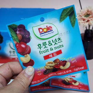 돌 [Dole] 후룻&넛츠 블랙/옐로우/레드라벨 (맛 랜덤발송) — 5점을 준 리뷰어가 2025년 1월 올린 사용 사진