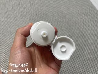 유이크 바이옴 레미디 수딩크림 (50ml) — 5점을 준 리뷰어가 2022년 7월 올린 사용 사진