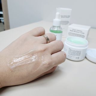 [녹산] 그린 솔루션 멀티 수분 앰플 + 그린 솔루션 멀티 수분크림 — 5점을 준 리뷰어가 2022년 11월 올린 사용 사진