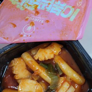 한성기업 무볼레 닭떡볶이+해물떡볶이 2종 세트 — 5점을 준 리뷰어가 2021년 10월 올린 사용 사진