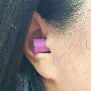 3M 소음방지 수면 귀마개 굿나잇 이어플러그 오렌지/퍼플 50쌍 — 5점을 준 리뷰어가 2023년 7월 올린 사용 사진