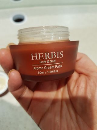 약손명가코스메틱 헤르비스 아로마 크림팩 50ml — 5점을 준 리뷰어가 2021년 2월 올린 사용 사진