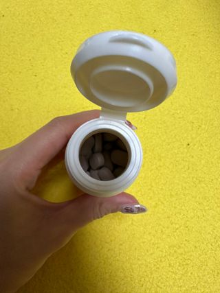닥터피엔티 [Dr.PNT] 하루 2알로 건강한 다이어트! 한겨울에도 체지방만 쏙~ 슬림핏 다이어트 — 5점을 준 리뷰어가 2023년 3월 올린 사용 사진