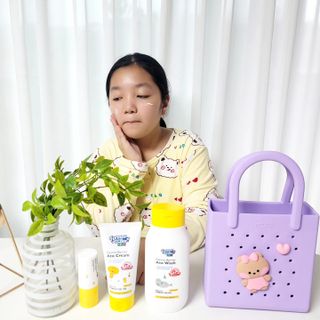 포멀비 키즈 더마베리어 아토 세트(크림 120ml+워시 300ml+스틱밤 18g) — 5점을 준 리뷰어가 2023년 11월 올린 사용 사진