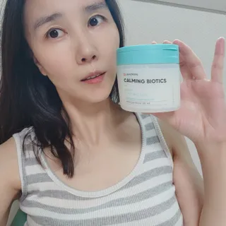리더스코스메틱 리더스 카밍 바이오틱스 퀵 수딩 패드 — 5점을 준 리뷰어가 2022년 8월 올린 사용 사진