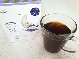 (주)쟈뎅 쟈뎅 클래스 핸드 드립 커피 10P 2종_디카페인 1종+랜덤 플레이버 1종 — 5점을 준 리뷰어가 2021년 3월 올린 사용 사진