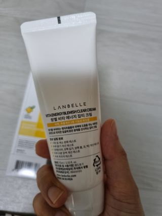 랑벨 비타 에너지 잡티 크림 75ml (피부 속 기미완화크림) — 5점을 준 리뷰어가 2022년 6월 올린 사용 사진