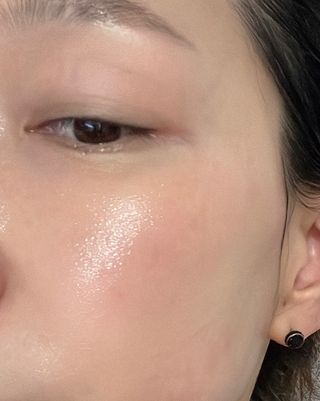 체르엠  프루브 콜라겐 앰플세럼 60ml 1병 — 3.5점을 준 리뷰어가 2022년 3월 올린 사용 사진