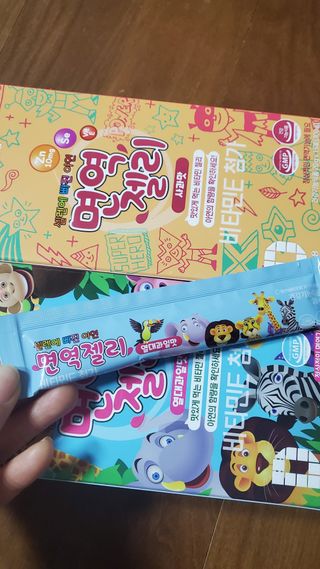 다나음 셀렌에 빠진 아연면역젤리 열대과일맛+사과맛 — 4점을 준 리뷰어가 2021년 2월 올린 사용 사진