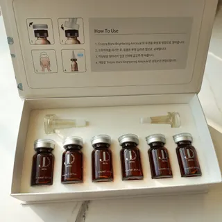 제이앤디바이오 앙코르 블랑 브라이트닝 앰플 — 5점을 준 리뷰어가 2022년 2월 올린 사용 사진