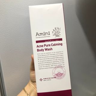아미니 아크네 퓨어카밍 바디워시 500ml — 5점을 준 리뷰어가 2021년 6월 올린 사용 사진