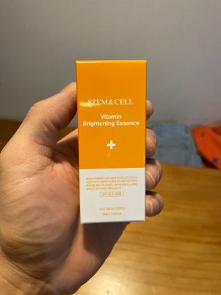 체르엠 스템앤셀 비타민 브라이트닝 에센스 30ml 1개 — 5점을 준 리뷰어가 2022년 4월 올린 사용 사진