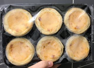 디앙뜨 포르투갈 에그타르트 오리지널 맛+패션후르츠+초콜릿타르트 맛 중 택1 — 5점을 준 리뷰어가 2021년 8월 올린 사용 사진