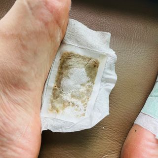 [레제르] 아로마 수액패치 발패치 30매입 -라벤더향/유칼립투스향/대나무향 — 5점을 준 리뷰어가 2022년 9월 올린 사용 사진
