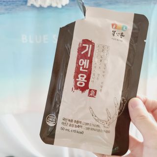 [몸엔용] 무더운 날씨에 국산녹용 기엔용으로 몸보신 50ml x 30포 — 5점을 준 리뷰어가 2021년 6월 올린 사용 사진
