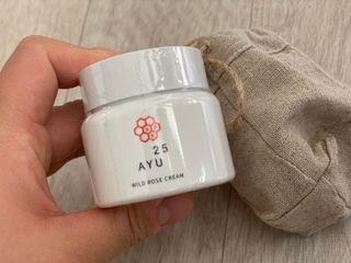AYU25[아유트웬티파이브]다마스크로즈워터 베이스 천연 수분 촉촉 크림 — 5점을 준 리뷰어가 2021년 4월 올린 사용 사진