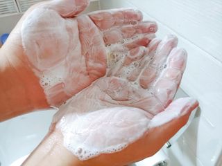 [갸스비] 지성 남성을 위한 포어케어 클렌징폼 — 4점을 준 리뷰어가 2021년 8월 올린 사용 사진