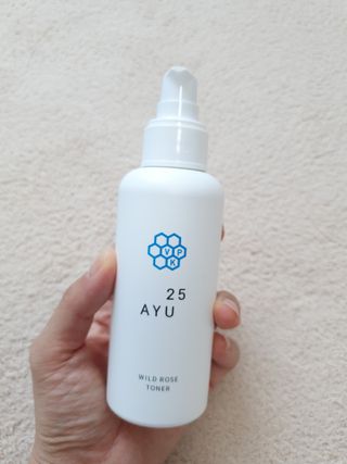 AYU25[아유트웬티파이브] 피부건강에 꼭 필요한 pH 약산성 와일드 로즈토너 — 5점을 준 리뷰어가 2021년 4월 올린 사용 사진