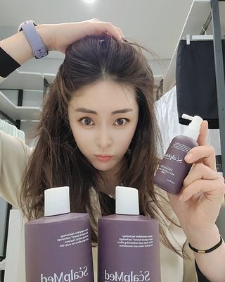 스칼프메드 레드캡슐바이옴 두피케어 프로바이오틱스 유산균 두피관리 세트 — 5점을 준 리뷰어가 2021년 4월 올린 사용 사진