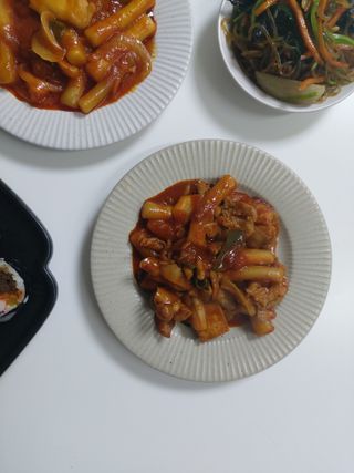 한성기업 무볼레 닭떡볶이+해물떡볶이 2종 세트 — 5점을 준 리뷰어가 2021년 9월 올린 사용 사진