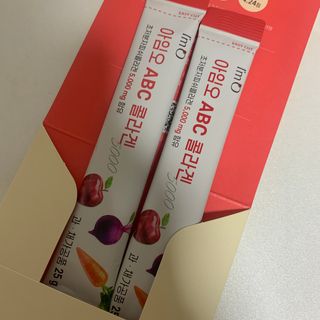 아임오 ABC 콜라겐 젤리 14포 — 5점을 준 리뷰어가 2021년 8월 올린 사용 사진