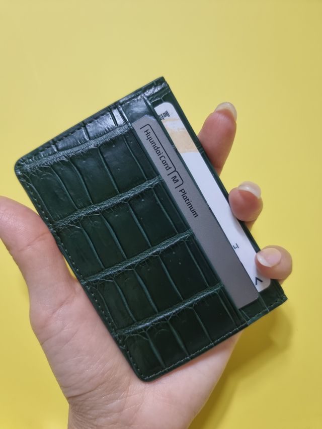헤임달 Glossy 악어가죽 카드지갑 리뷰 사진