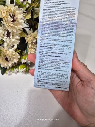 [스킨1004] 마다가스카르 센텔라 히알루-시카 워터핏 선세럼 50ml — 5점을 준 리뷰어가 2024년 5월 올린 사용 사진