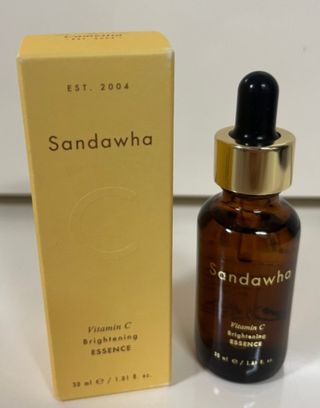 스킨큐어 산다화 비타민c 화이트닝 에센스 30ml — 5점을 준 리뷰어가 2023년 10월 올린 사용 사진