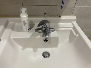 [바이로담] 저자극 약산성버블 폼 폼클렌징 150ml — 5점을 준 리뷰어가 2021년 4월 올린 사용 사진