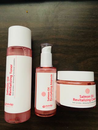 아이앤립 / EYENLIP 아이앤립 연어오일 리바이탈라이징 토너+앰플+크림 3종 세트 — 4점을 준 리뷰어가 2021년 5월 올린 사용 사진
