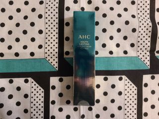 [NEW 탄력유턴 아이크림] AHC 유스 래스팅 리얼 아이크림 포 페이스 — 5점을 준 리뷰어가 2021년 3월 올린 사용 사진