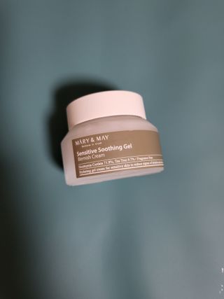 마리엔메이 센서티브 수딩 젤 크림 + 어성초 티트리 추출물 세럼 + 어성초 티트리 모공 클렌징 폼 — 5점을 준 리뷰어가 2021년 8월 올린 사용 사진
