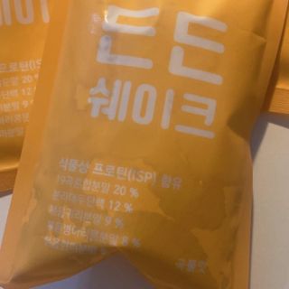 [덜다] 든든 식물성 단백질 쉐이크 40g X 7입 (곡물/딸기) — 5점을 준 리뷰어가 2023년 8월 올린 사용 사진