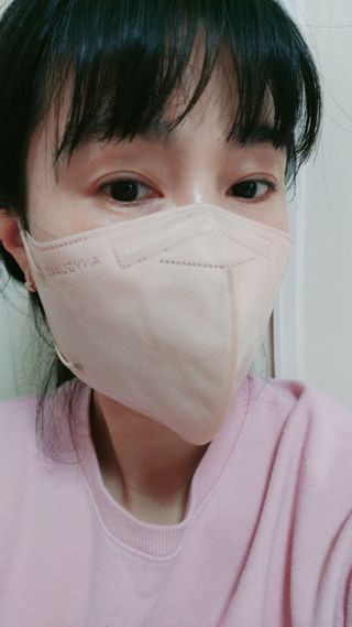 애니가드 셋업메베마스크 (대형 4컬러 + 중형 4컬러) — 4점을 준 리뷰어가 2022년 4월 올린 사용 사진