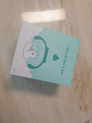유비맘 트라이탄 코니빨대컵_컬러 랜덤 발송 — 5점을 준 리뷰어가 2021년 3월 올린 사용 사진
