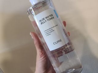김정문알로에 큐어 큐어 알로에 워터 젤리 토너 500ml — 5점을 준 리뷰어가 2021년 4월 올린 사용 사진