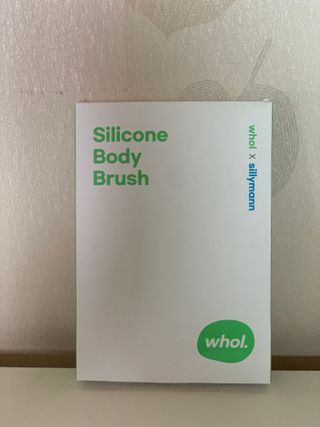 whol 키토미스트 150ml + 실리콘바디브러쉬  강아지 고양이 항균항바이러스, 강력탈취 피부 보습,무향 — 3점을 준 리뷰어가 2022년 9월 올린 사용 사진