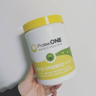 프로티원 단백질쉐이크 녹차맛 2주분 1통+보틀 — 5점을 준 리뷰어가 2021년 5월 올린 사용 사진