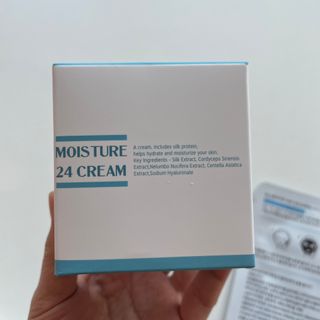 Dr.느루벗 느루벗 모이스쳐 24 크림 — 4점을 준 리뷰어가 2021년 4월 올린 사용 사진