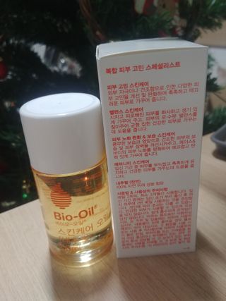 바이오오일 [바이오-오일] 스킨케어 오일 내추럴 60ml — 5점을 준 리뷰어가 2021년 12월 올린 사용 사진