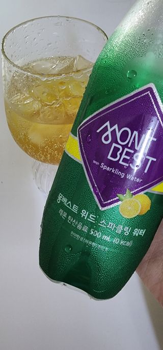 몽베스트 Montbest with Sparkling water Lemon OR Lime 20병(랜덤) — 5점을 준 리뷰어가 2022년 6월 올린 사용 사진